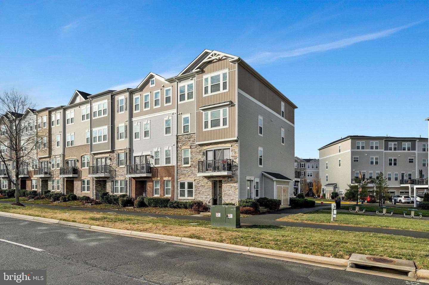 24640 Cable Mill Terrace photo 2