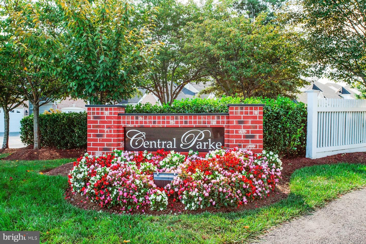 20816 Noble Terrace #208 photo 2