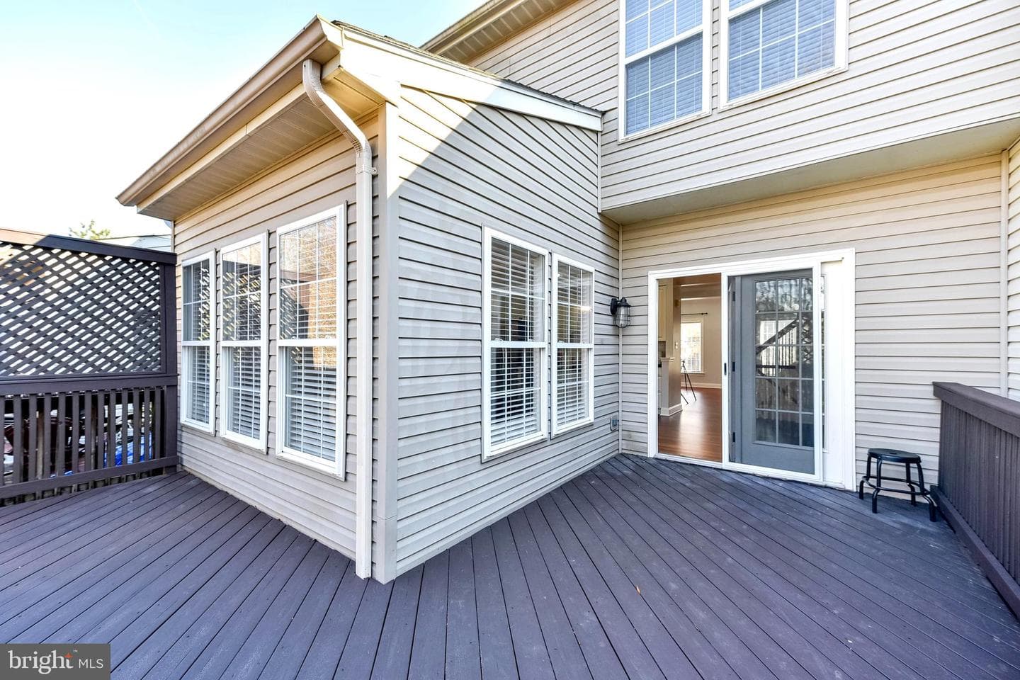 20419 Doncaster Terrace photo 35