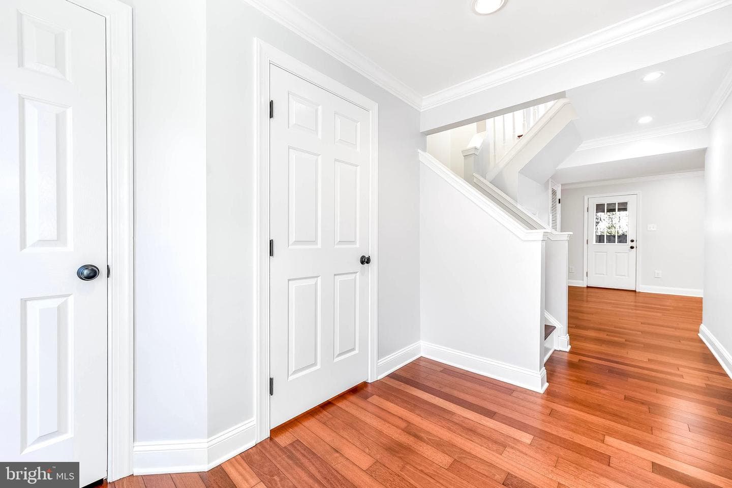 20419 Doncaster Terrace photo 6