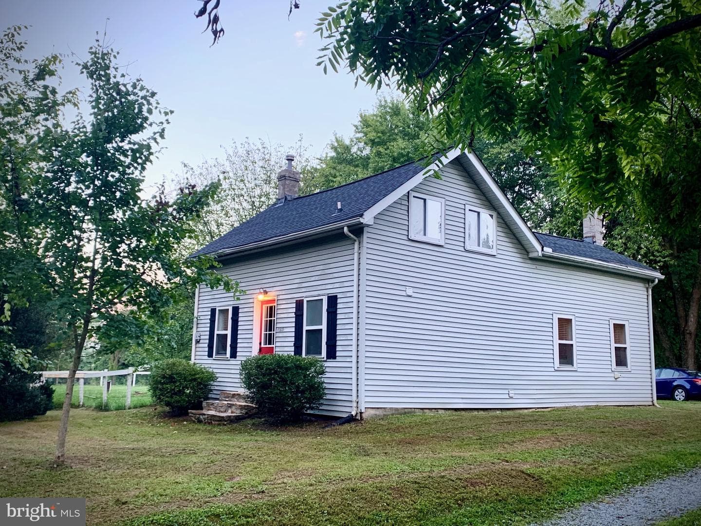 41809 Stumptown Road photo 3