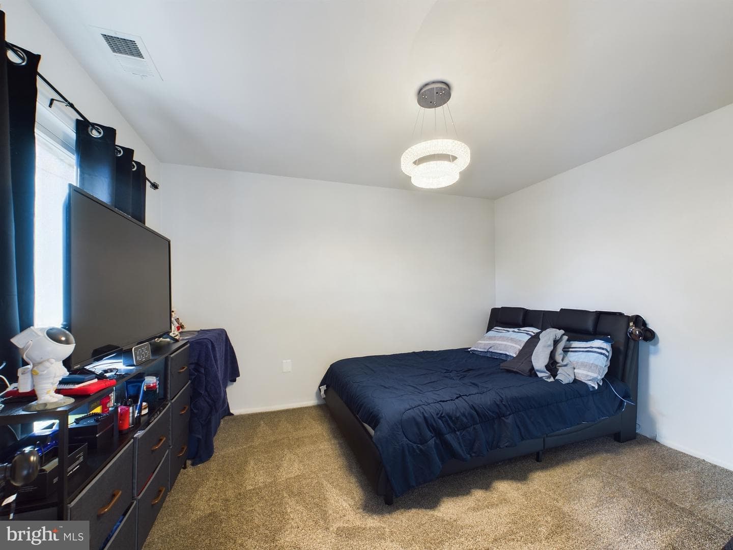 771 Sugarland Run Drive photo 4