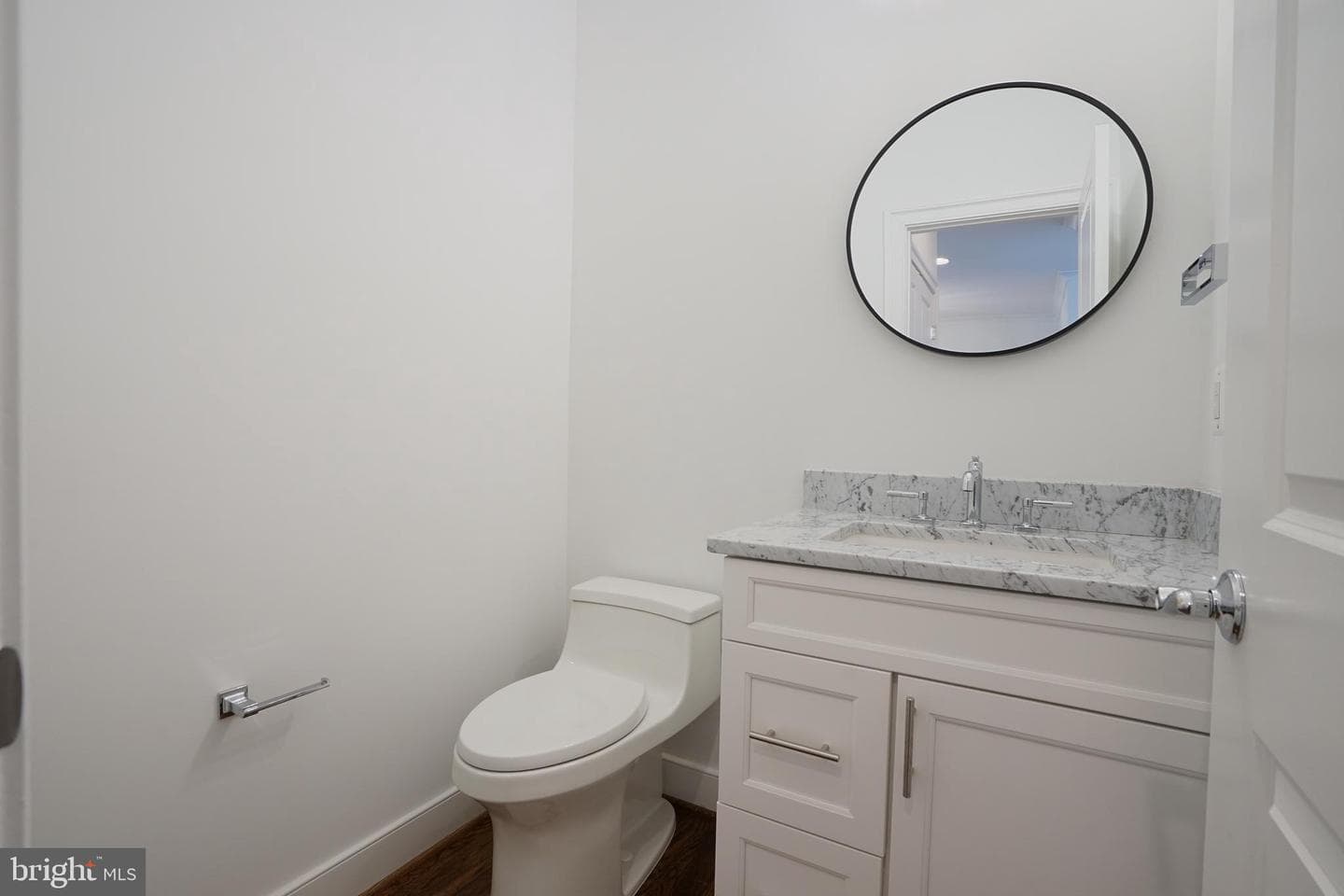 602 Martin Avenue photo 16