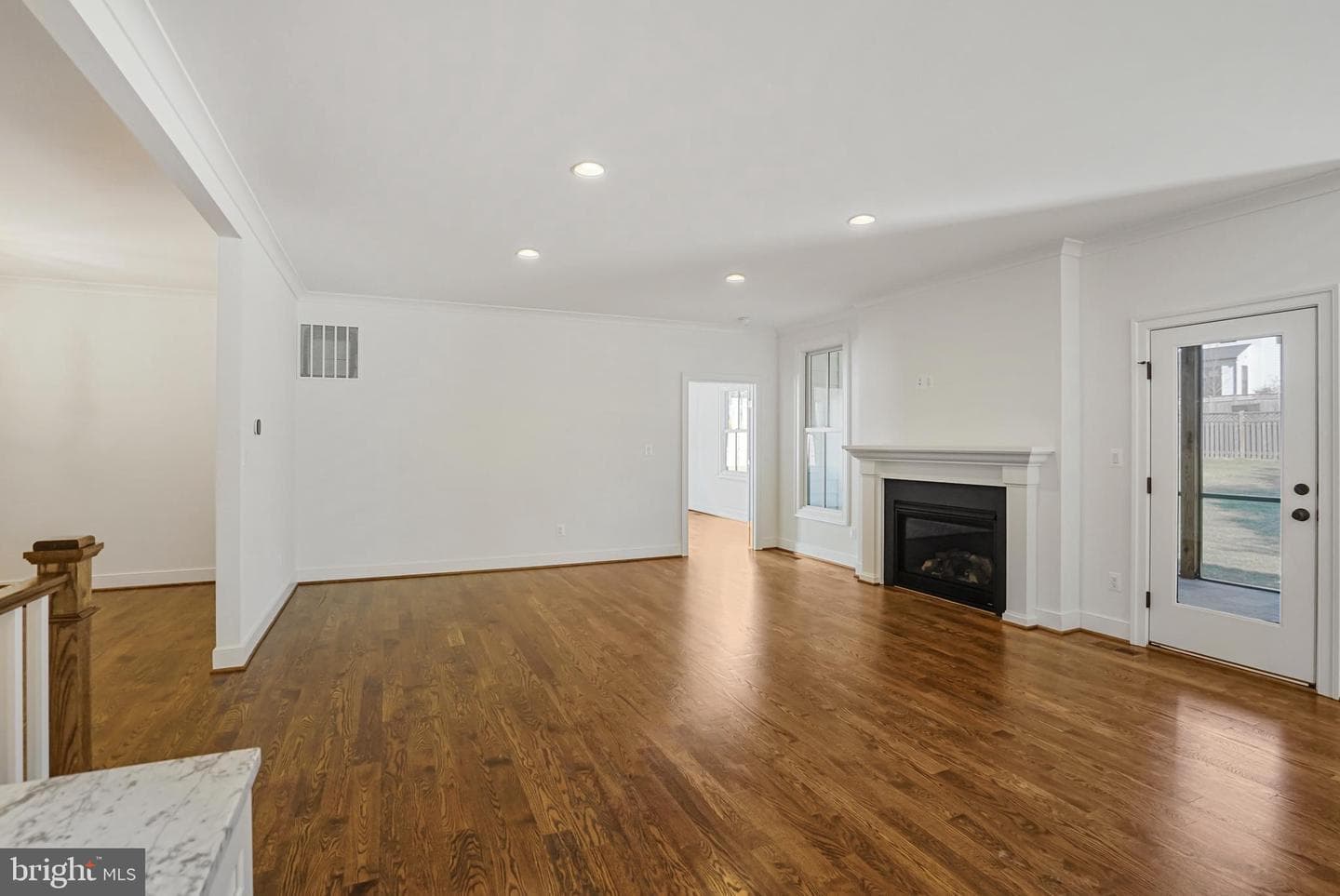 602 Martin Avenue photo 19