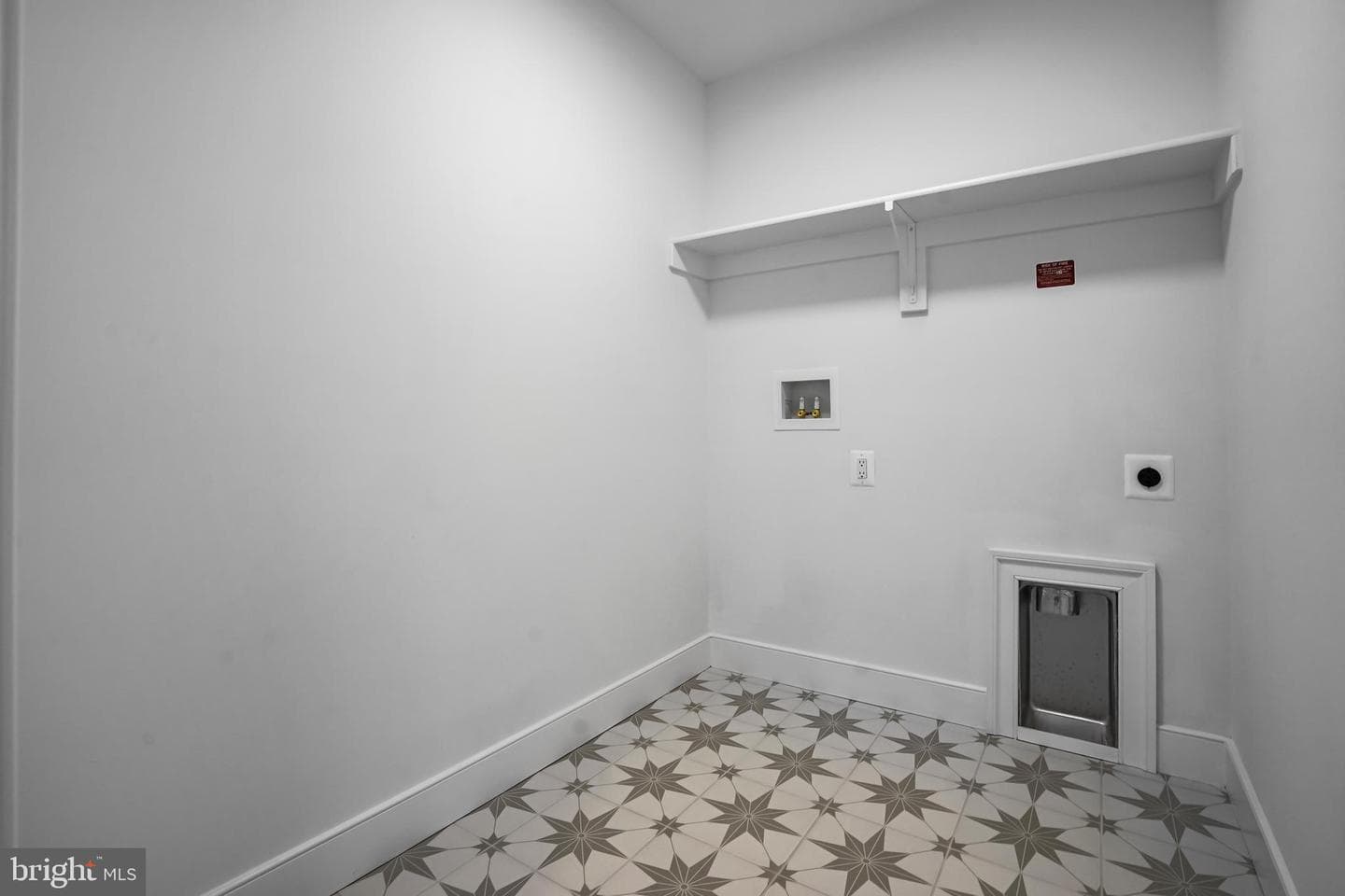 602 Martin Avenue photo 47