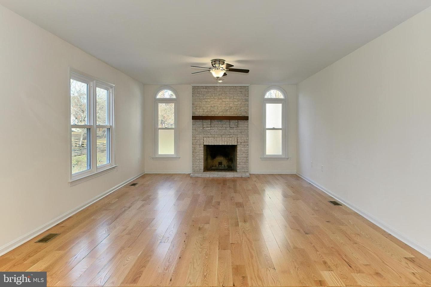17585 Wadell Court photo 13