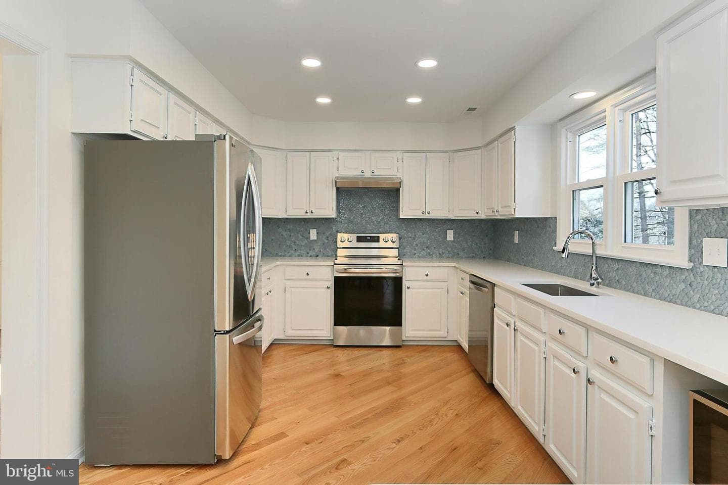 17585 Wadell Court photo 18