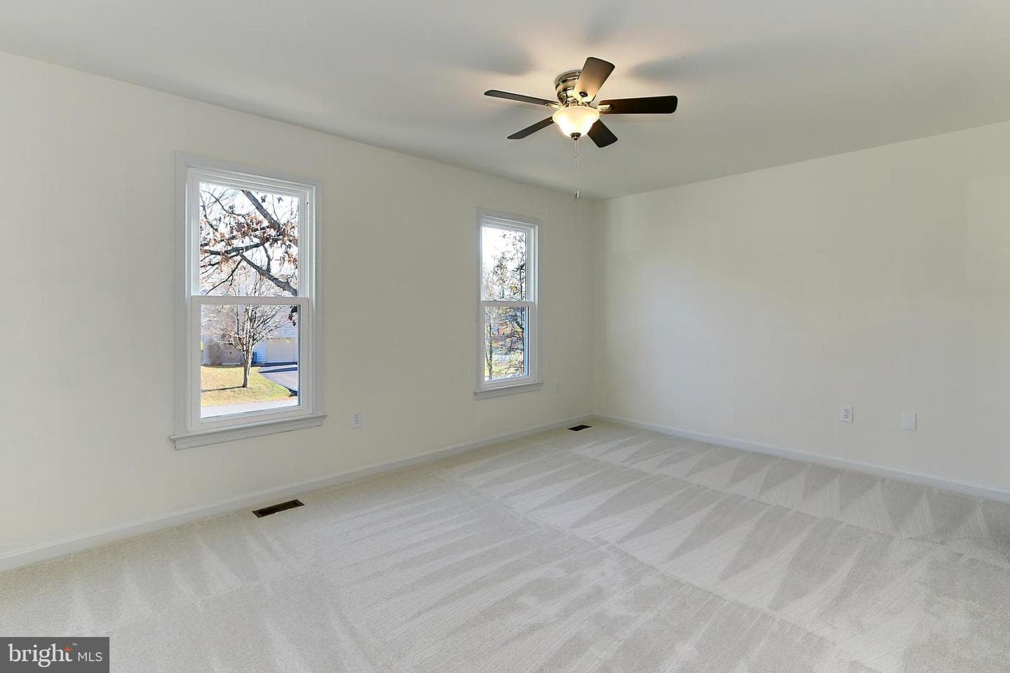 17585 Wadell Court photo 26