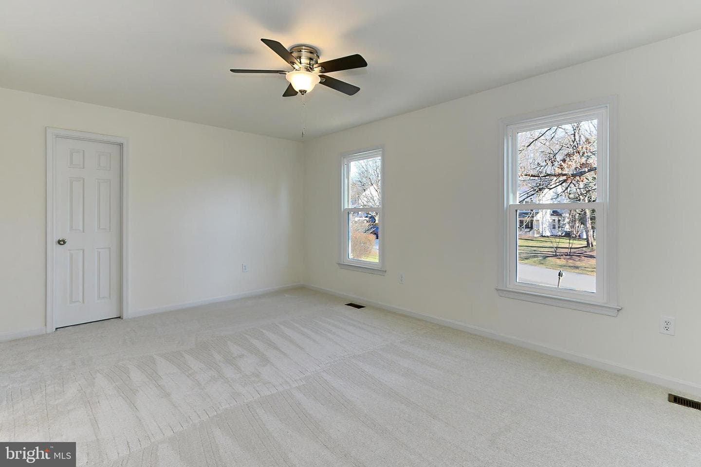 17585 Wadell Court photo 29