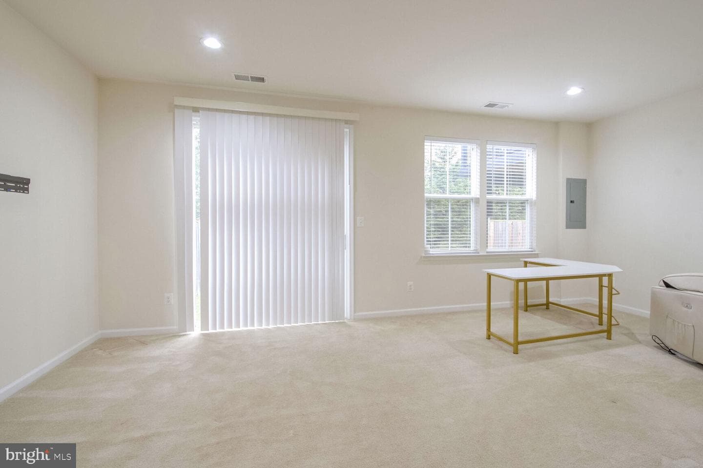 42304 Rockrimmon Terrace photo 15