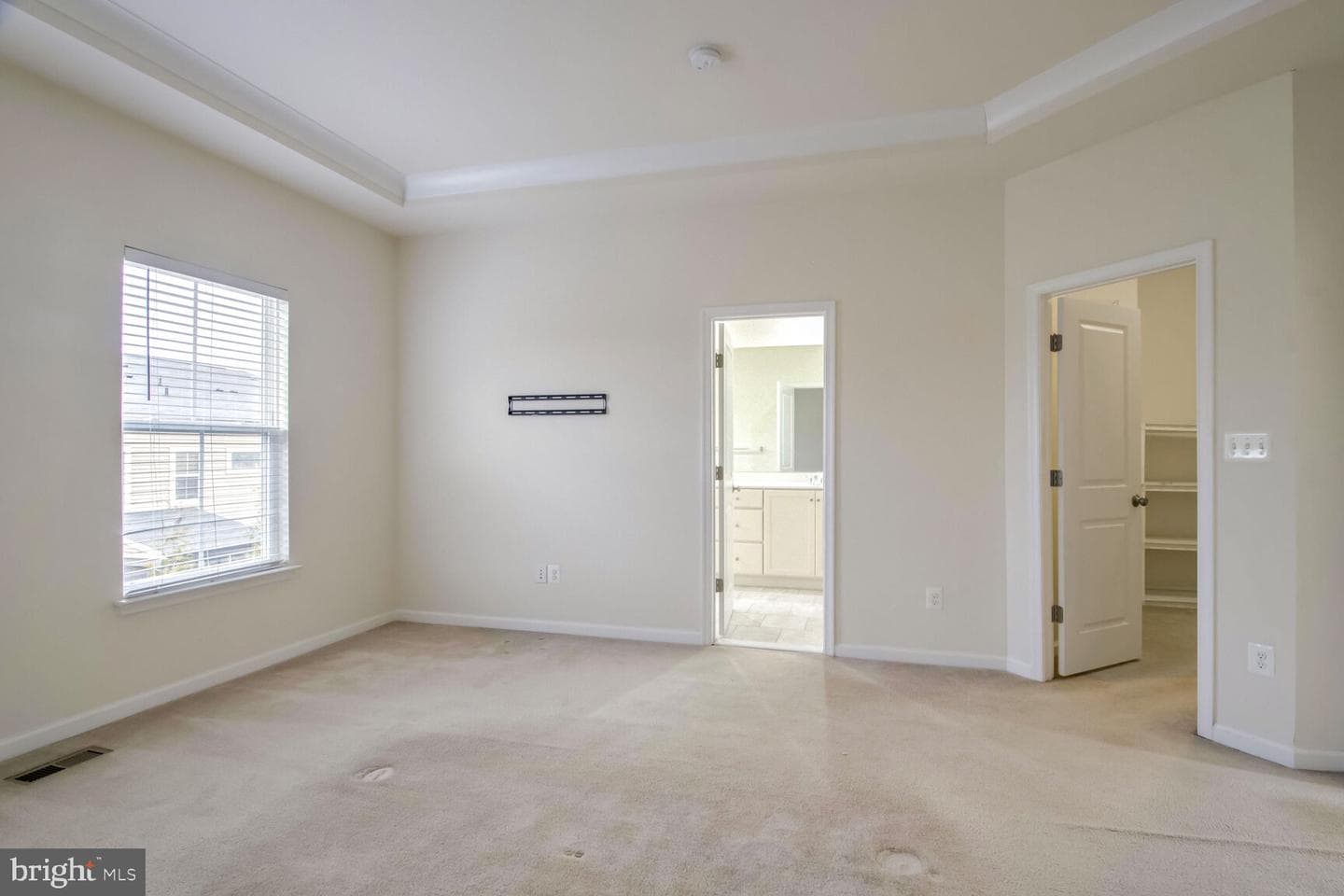 42304 Rockrimmon Terrace photo 9