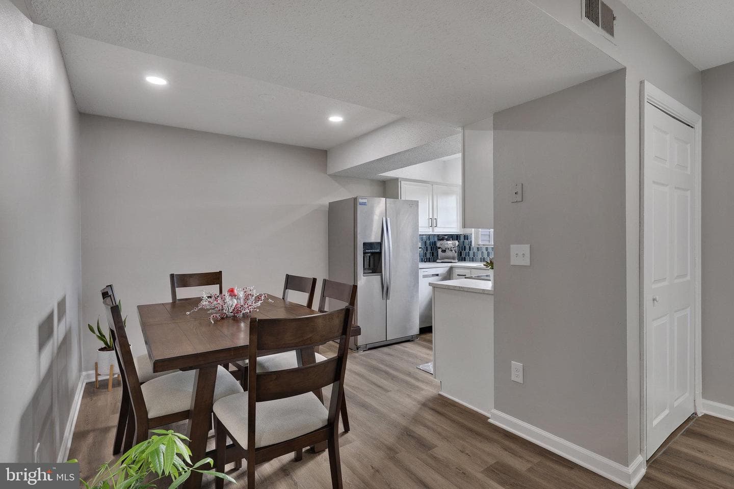 125 Fort Evans Road SE #c photo 20