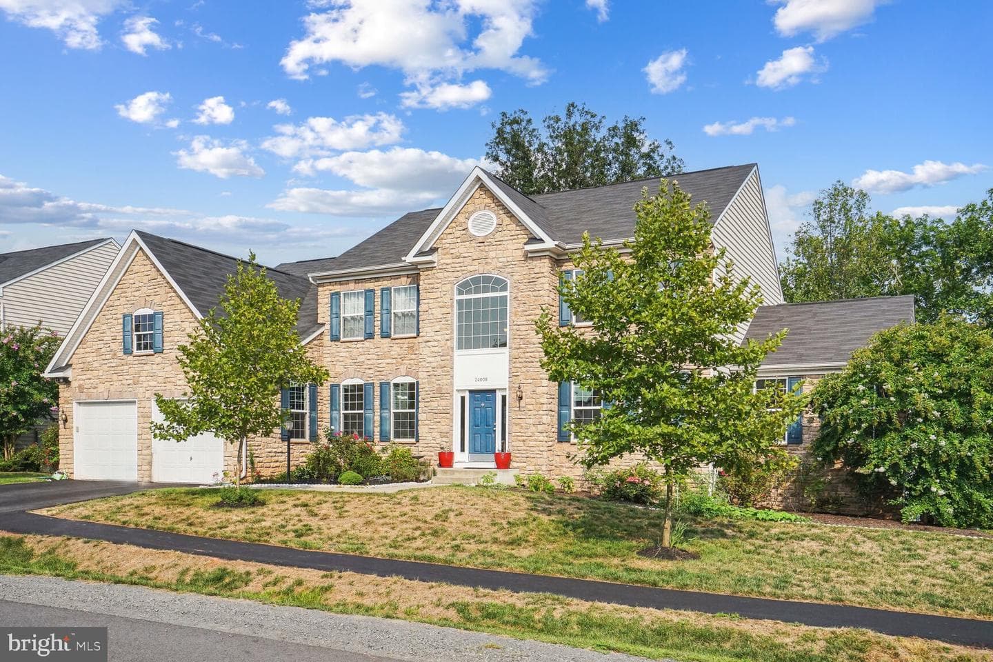 24008 Mill Wheel Place photo 2