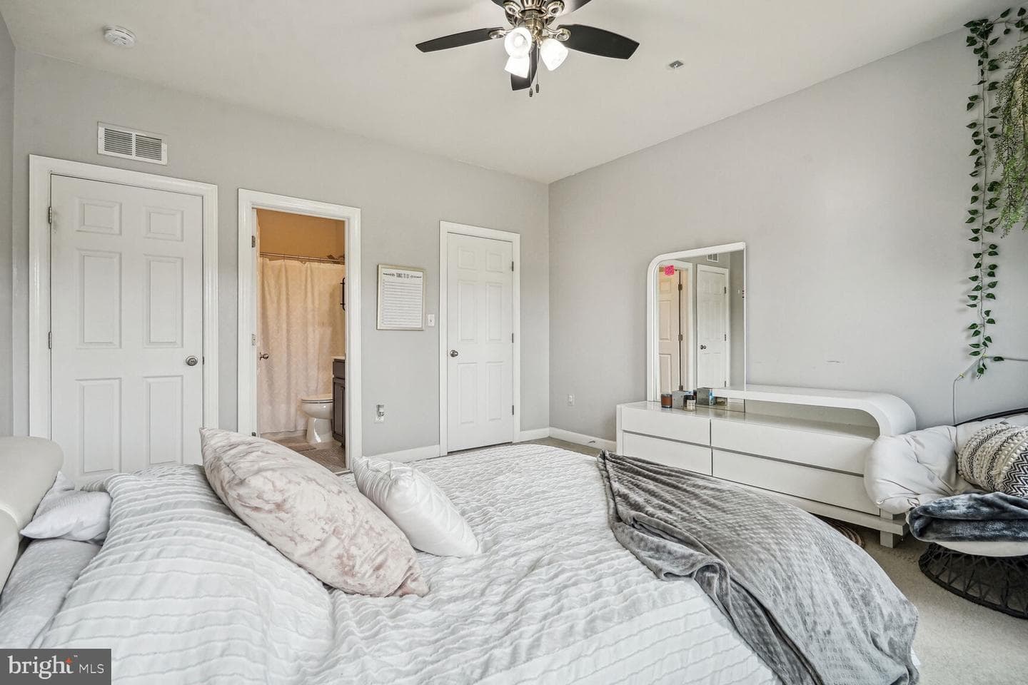 24008 Mill Wheel Place photo 44