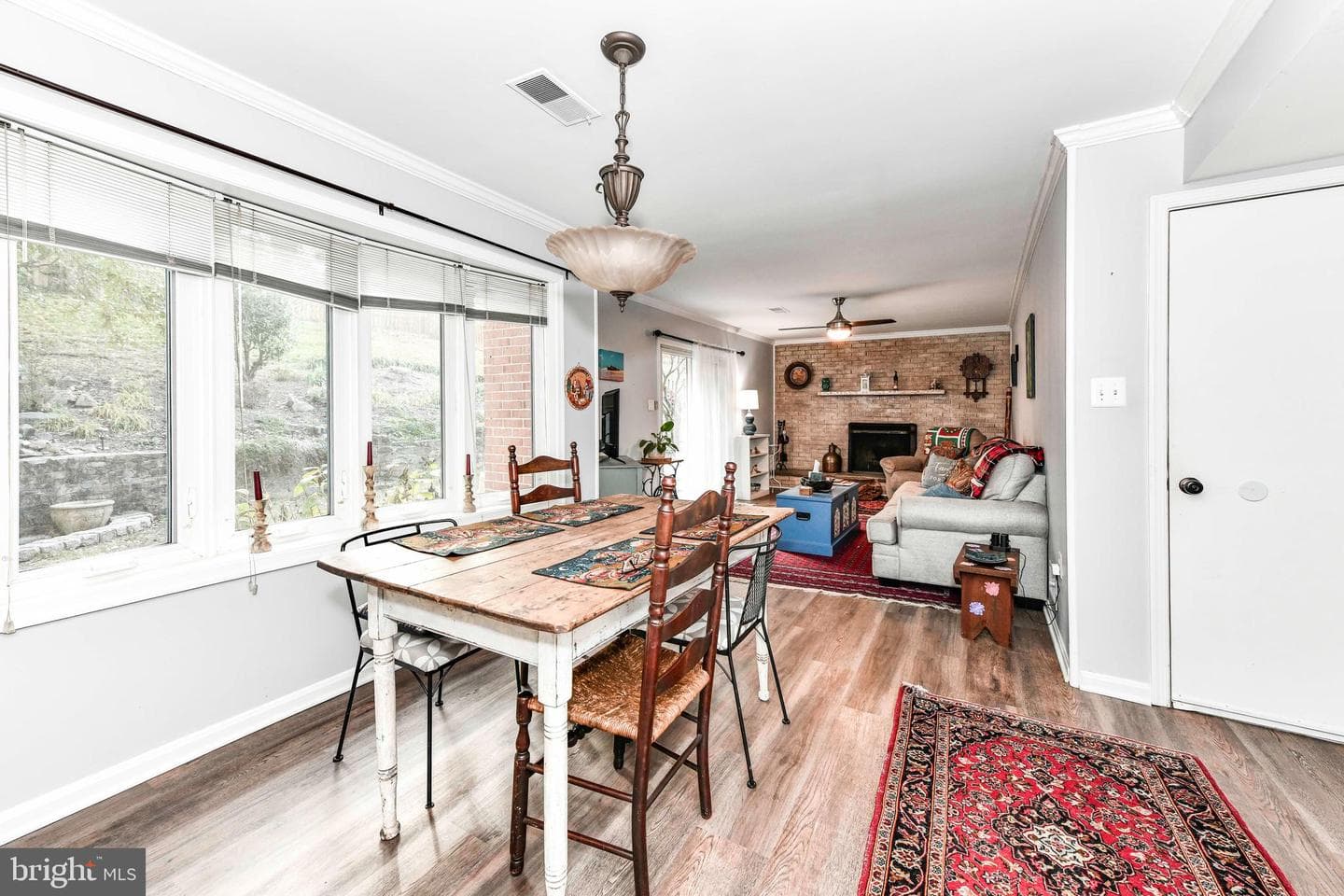 139 Governors Drive SW photo 11