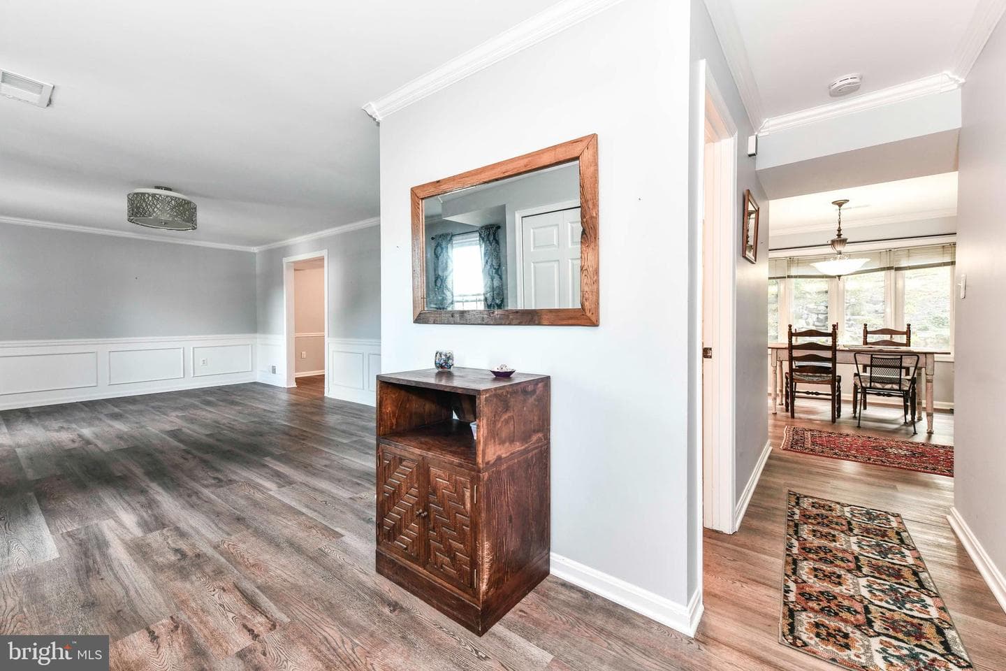 139 Governors Drive SW photo 3