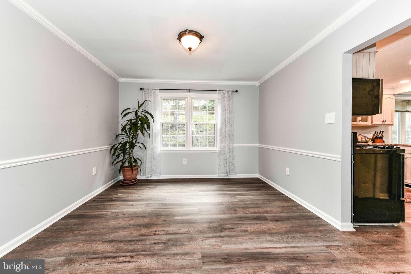 139 Governors Drive SW photo 7