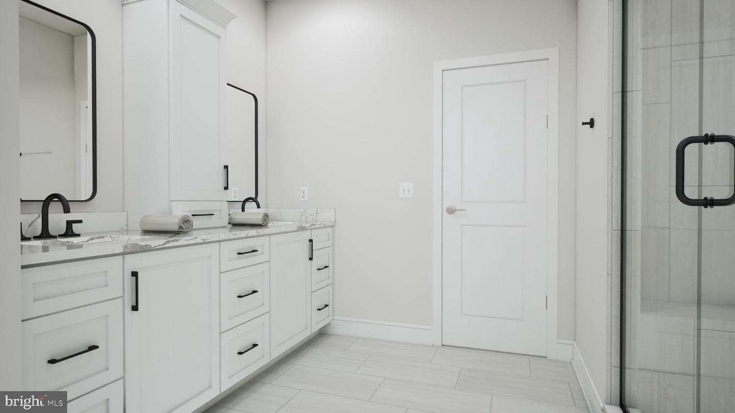 41887 Night Nurse Circle photo 15