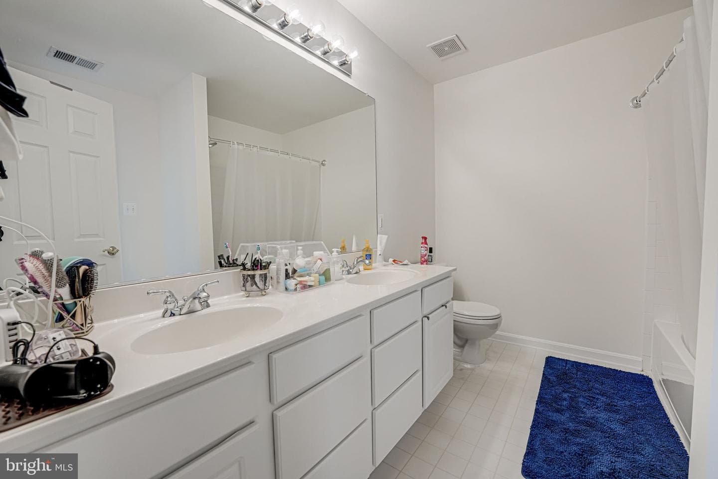 43729 Clear Lake Square photo 14