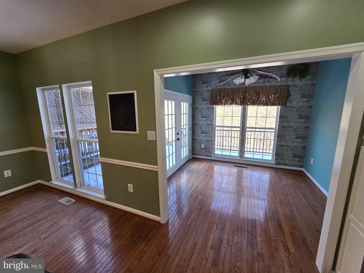 45582 Grand Central Square photo 10