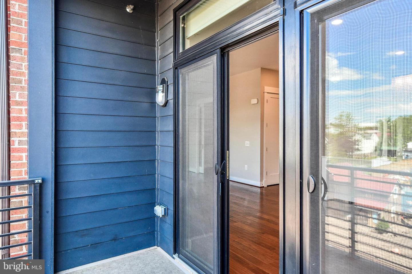 2 Stationmaster Street SE #302 photo 38