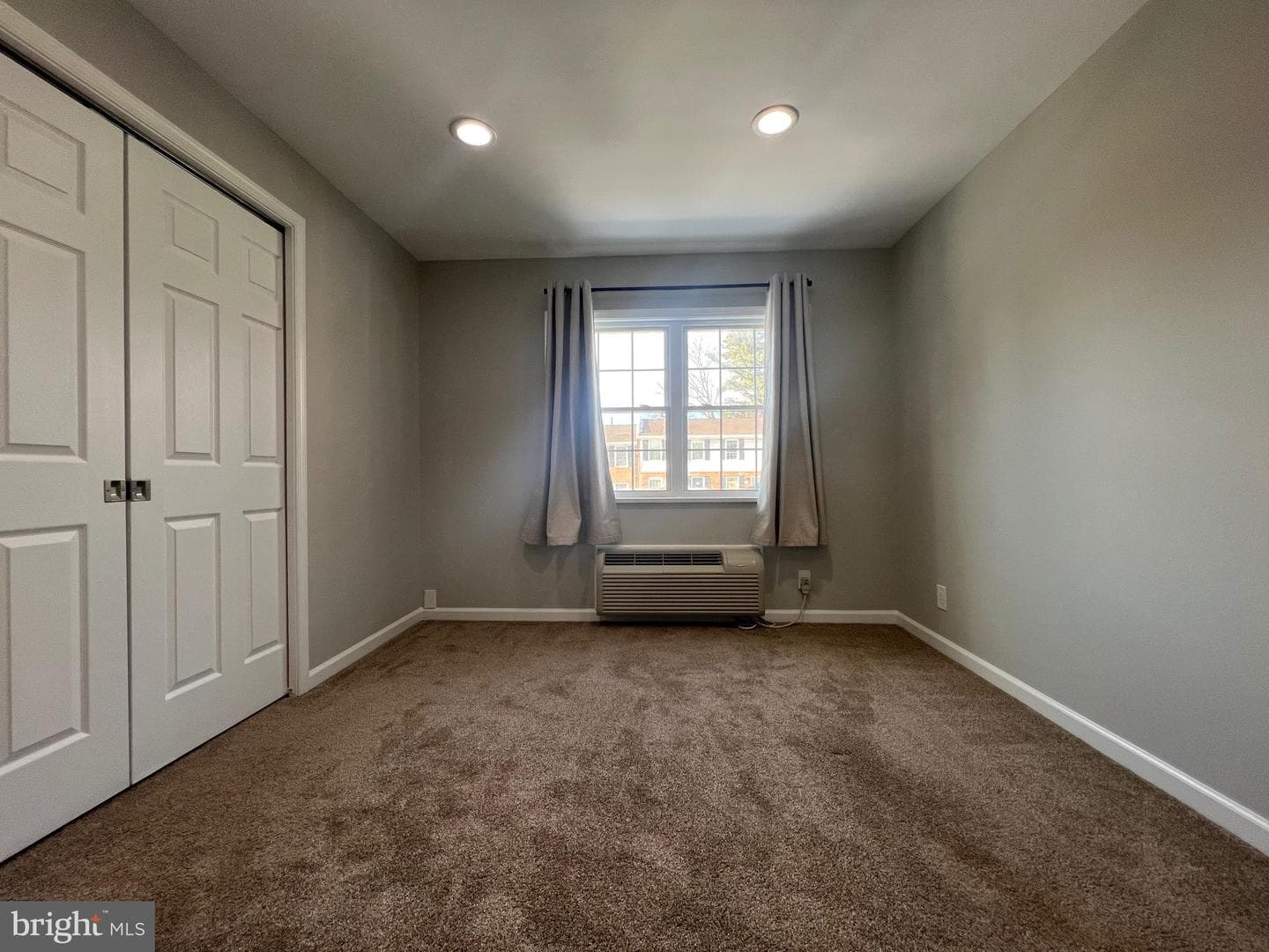108 N Baylor Drive photo 11