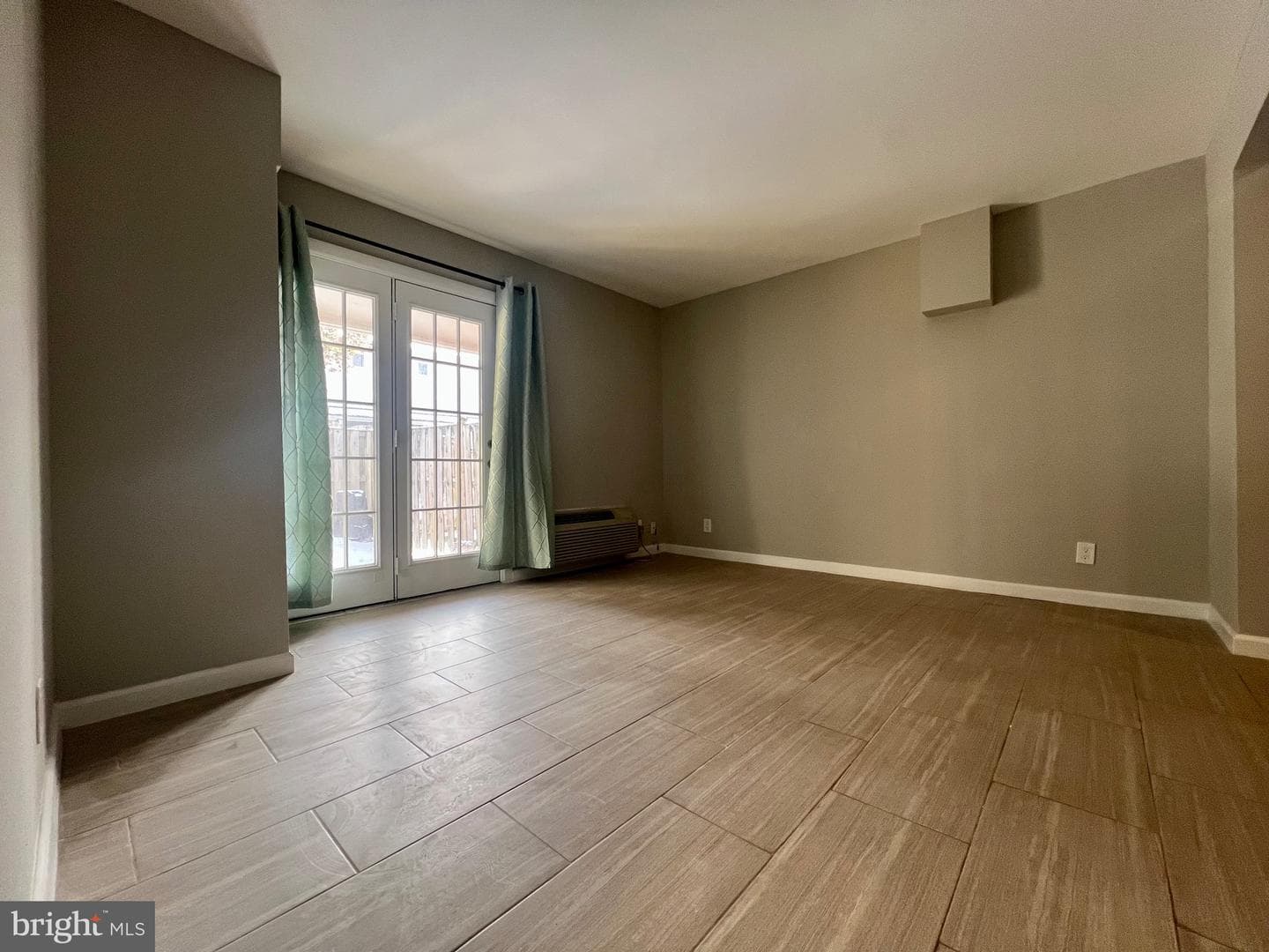 108 N Baylor Drive photo 31
