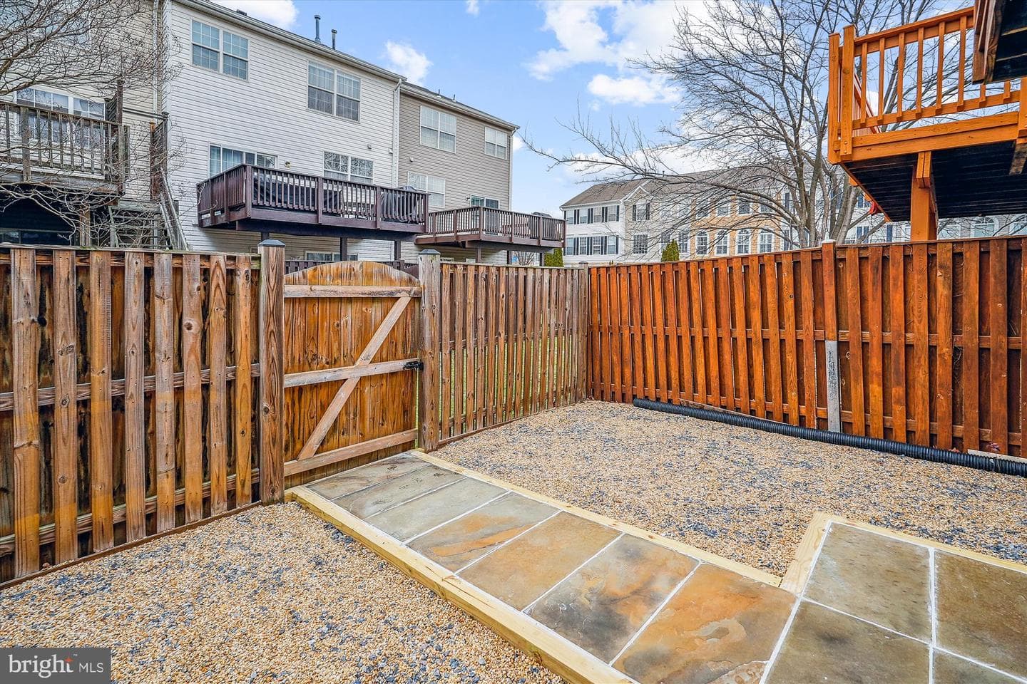 21789 Oakville Terrace photo 5
