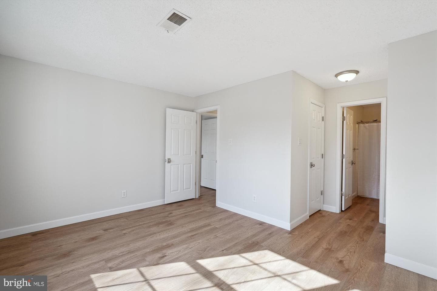1115 Huntmaster Terrace NE #302 photo 17