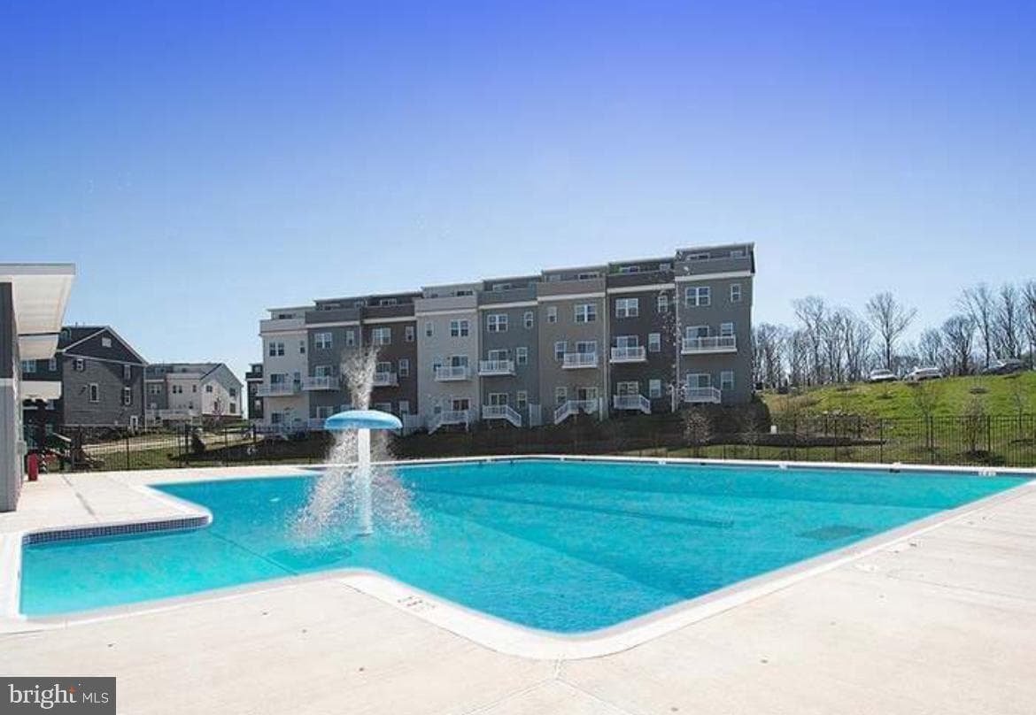 46270 Mount Allen Terrace #204 photo 1
