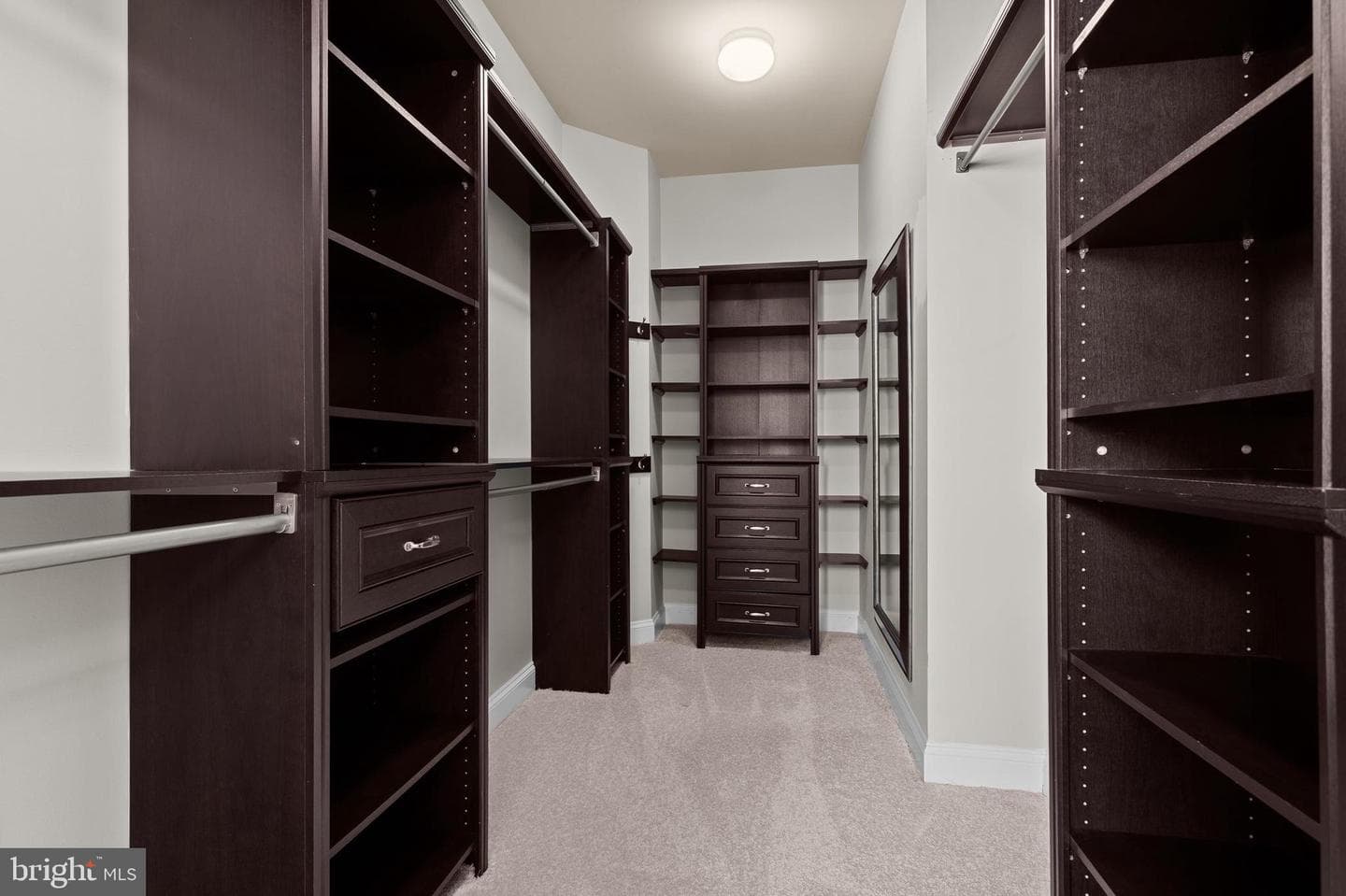 21133 Walkley Hill Place photo 18