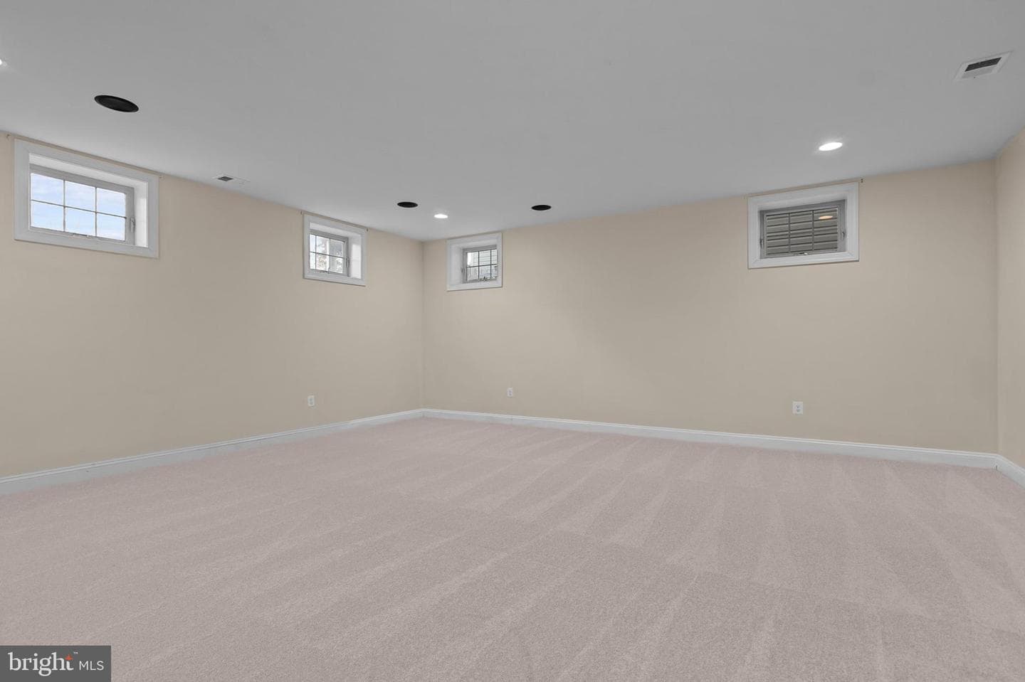 21133 Walkley Hill Place photo 35