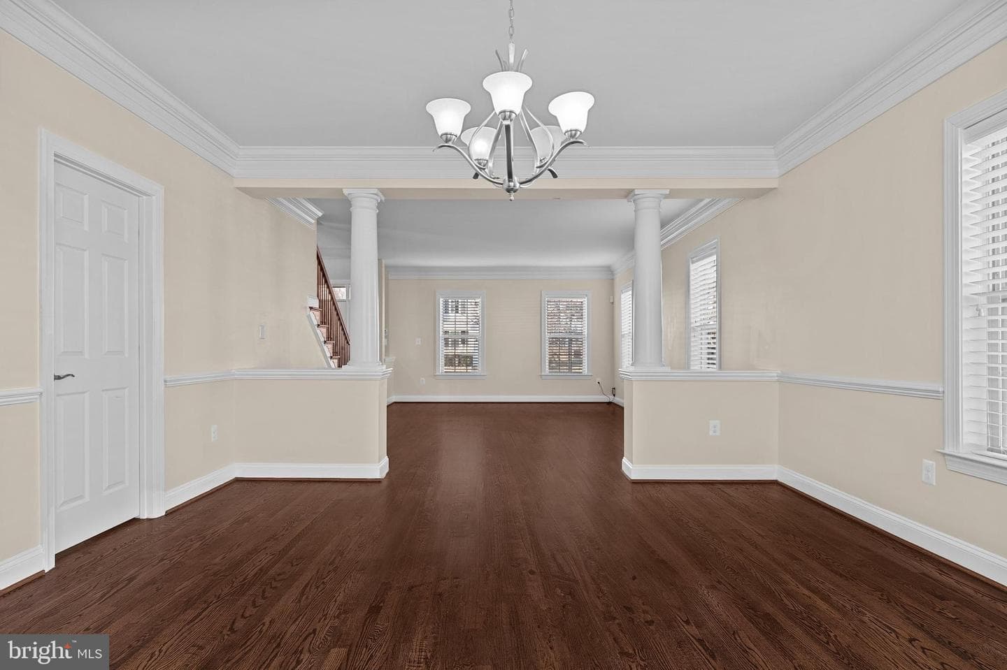 21133 Walkley Hill Place photo 8