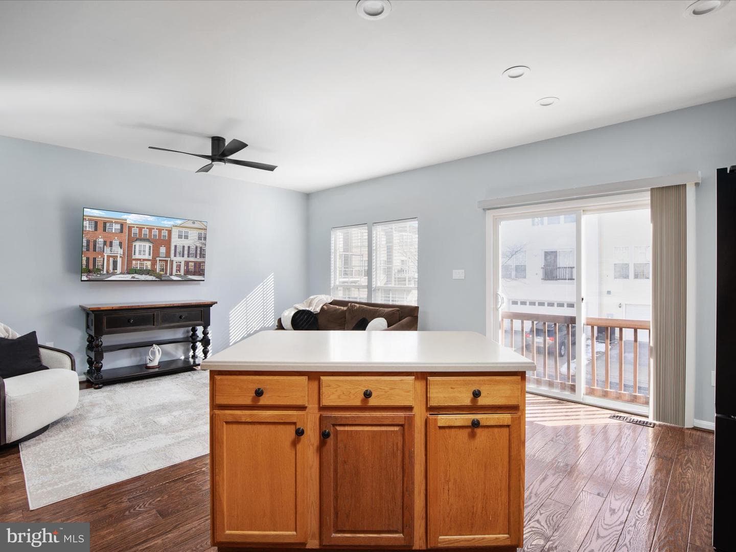 20258 Seneca Square photo 12