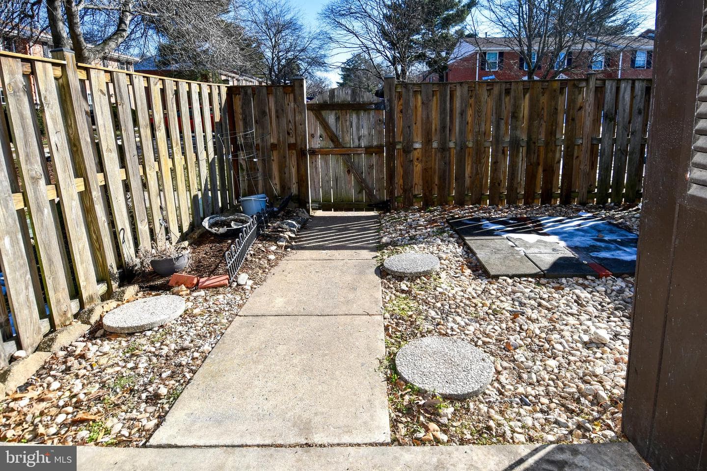 230 N Sterling Blvd photo 24