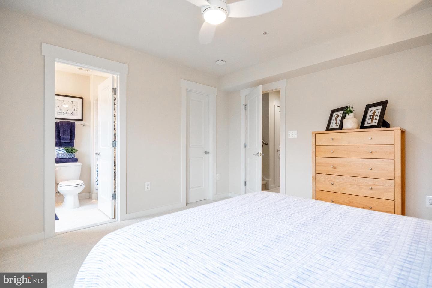 42407 Pale Iris Terrace photo 33