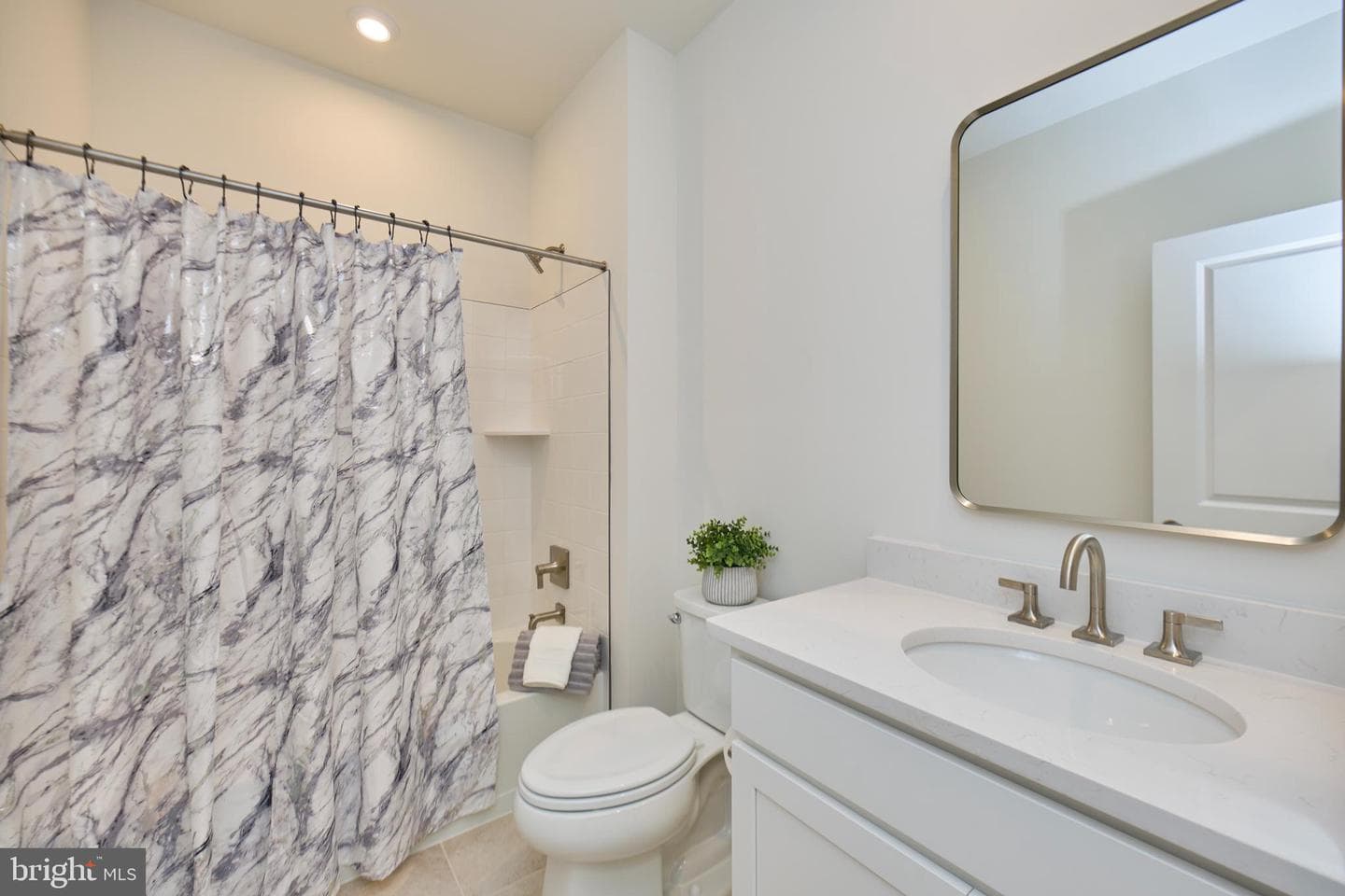 41919 Poplar Meadow Drive photo 18