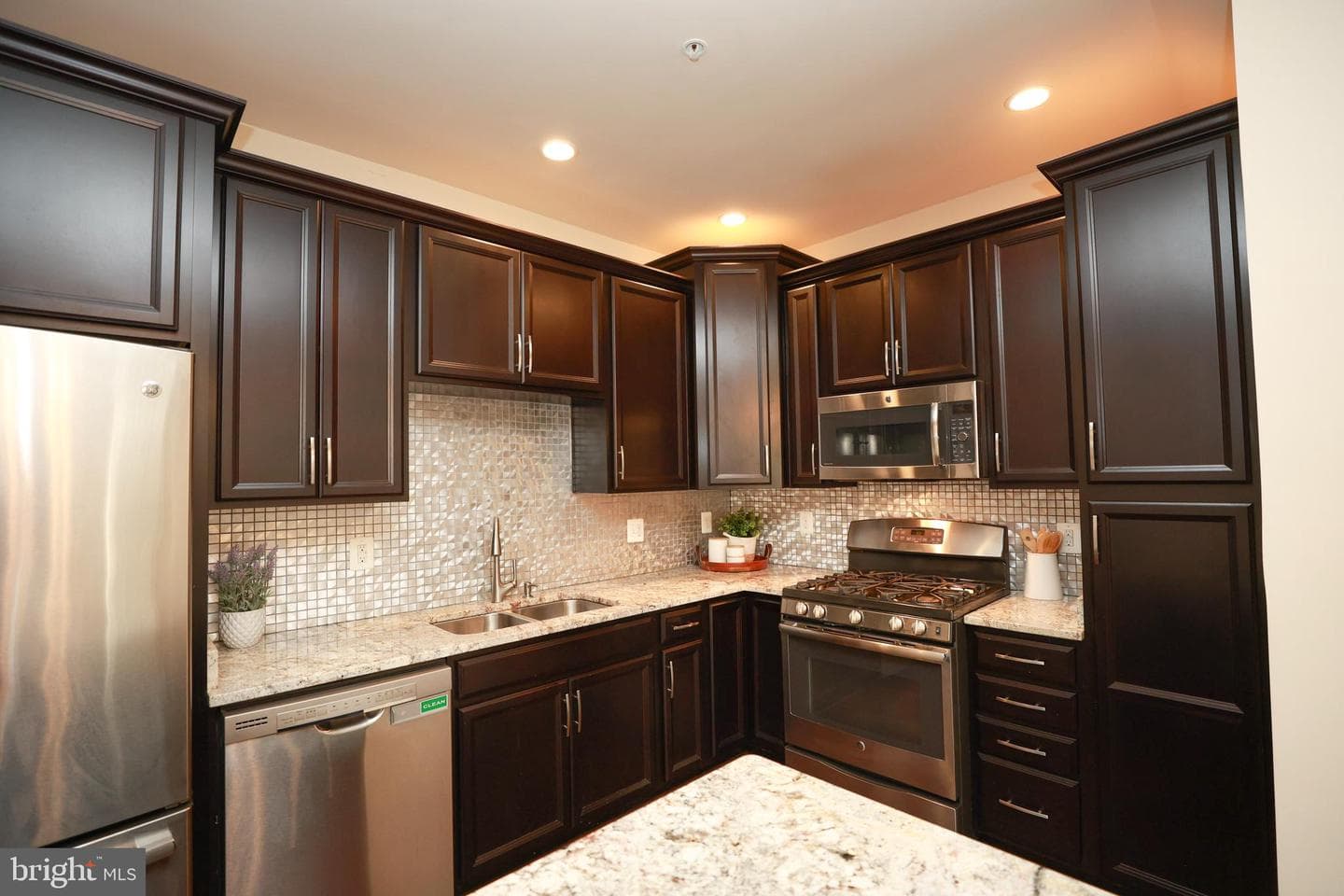 23508 Belvoir Woods Terrace photo 6