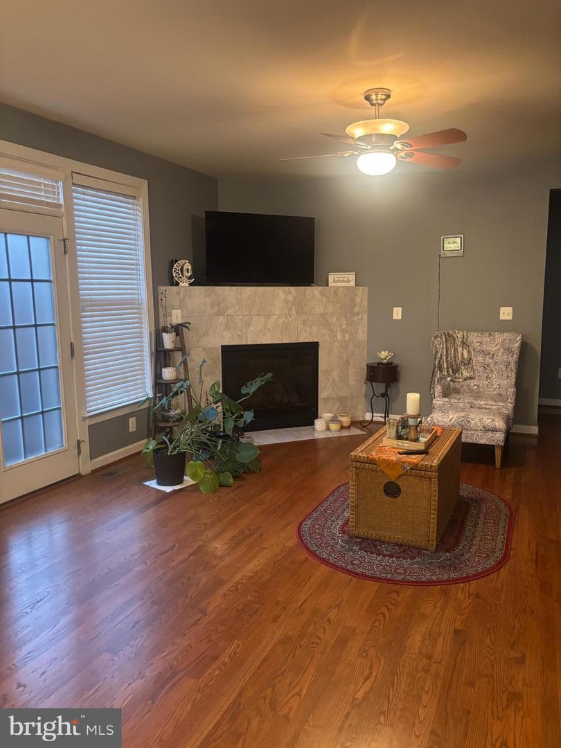 43661 Jernigan Terrace photo 2