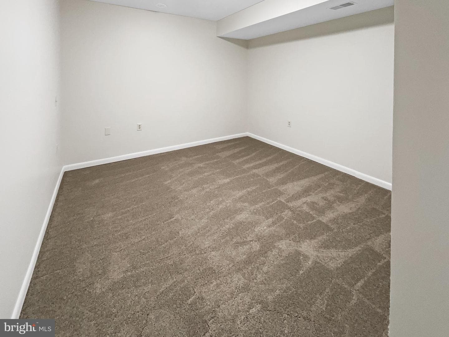 20687 Smithfield Court photo 15