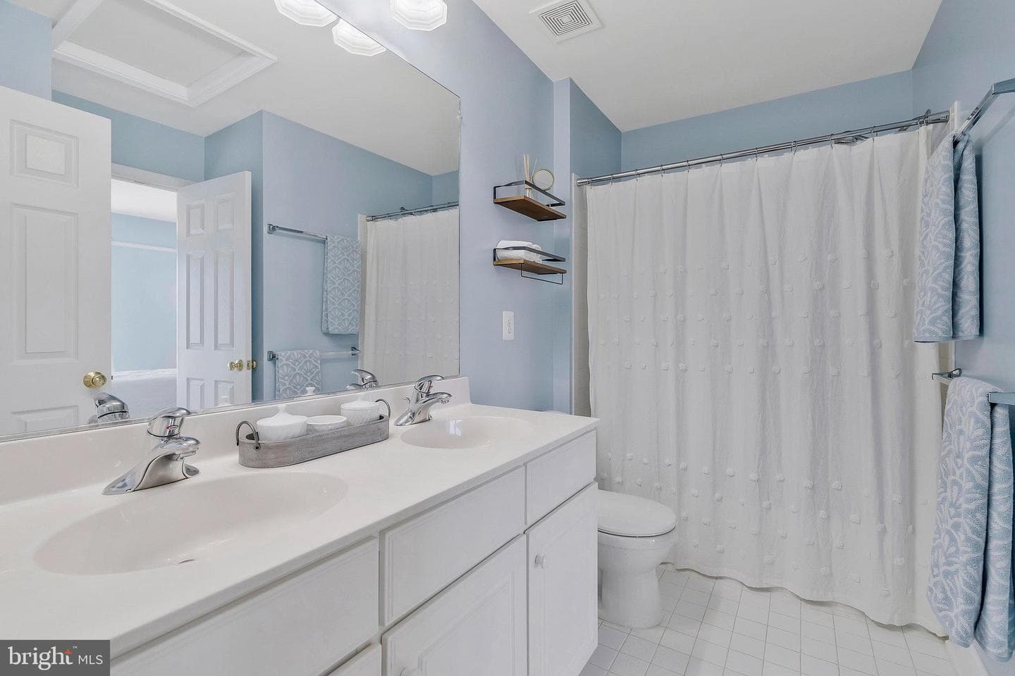 21141 Laurel Springs Drive photo 19