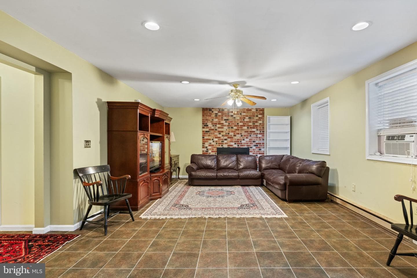18379 Sydnor Hill Court photo 25