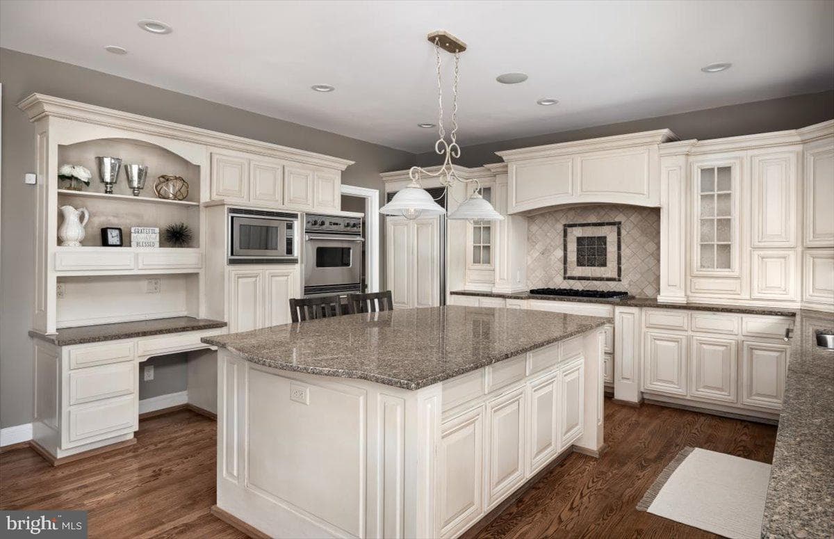 20988 Nightshade Place photo 11