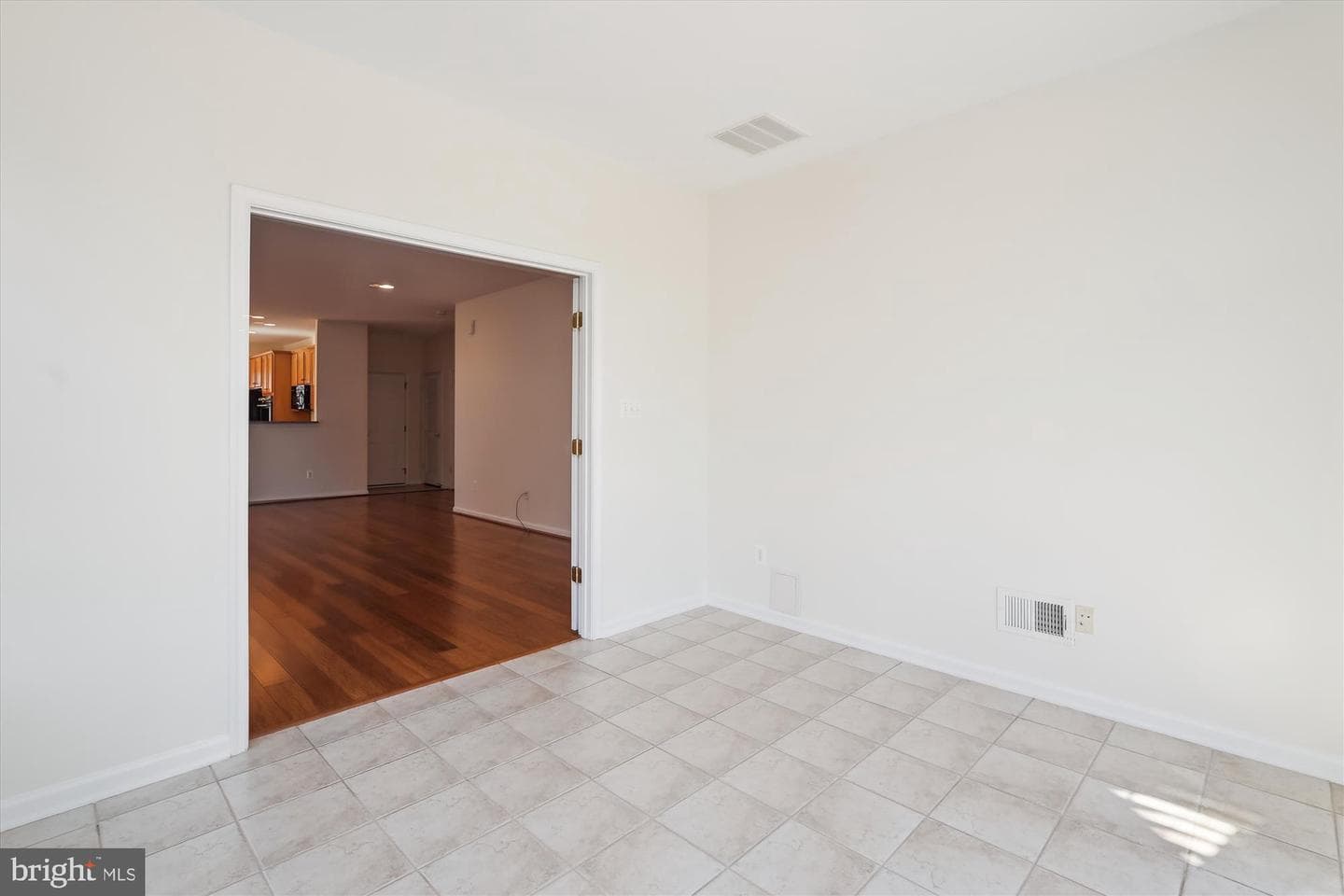 20570 Golden Ridge Drive photo 10