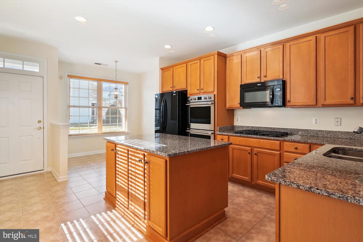 20570 Golden Ridge Drive photo 8