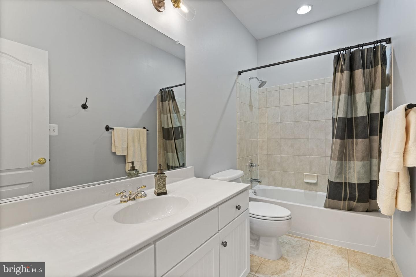 22018 Stone Hollow Drive photo 43