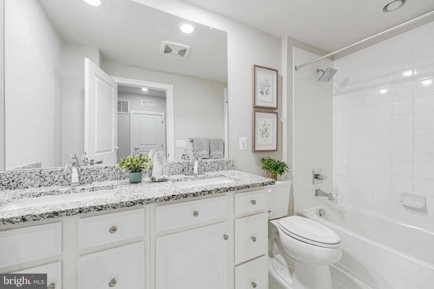 20464 Taft Terrace photo 18