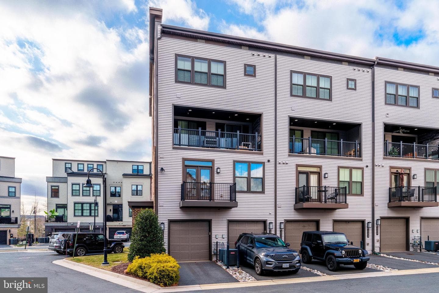 20464 Taft Terrace photo 25