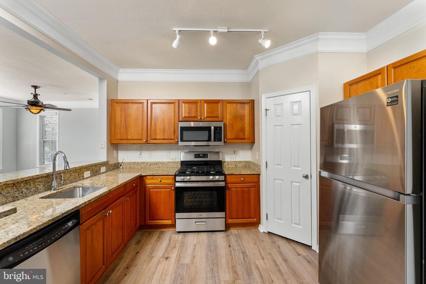 505 Sunset View Terrace SE #106 photo 7