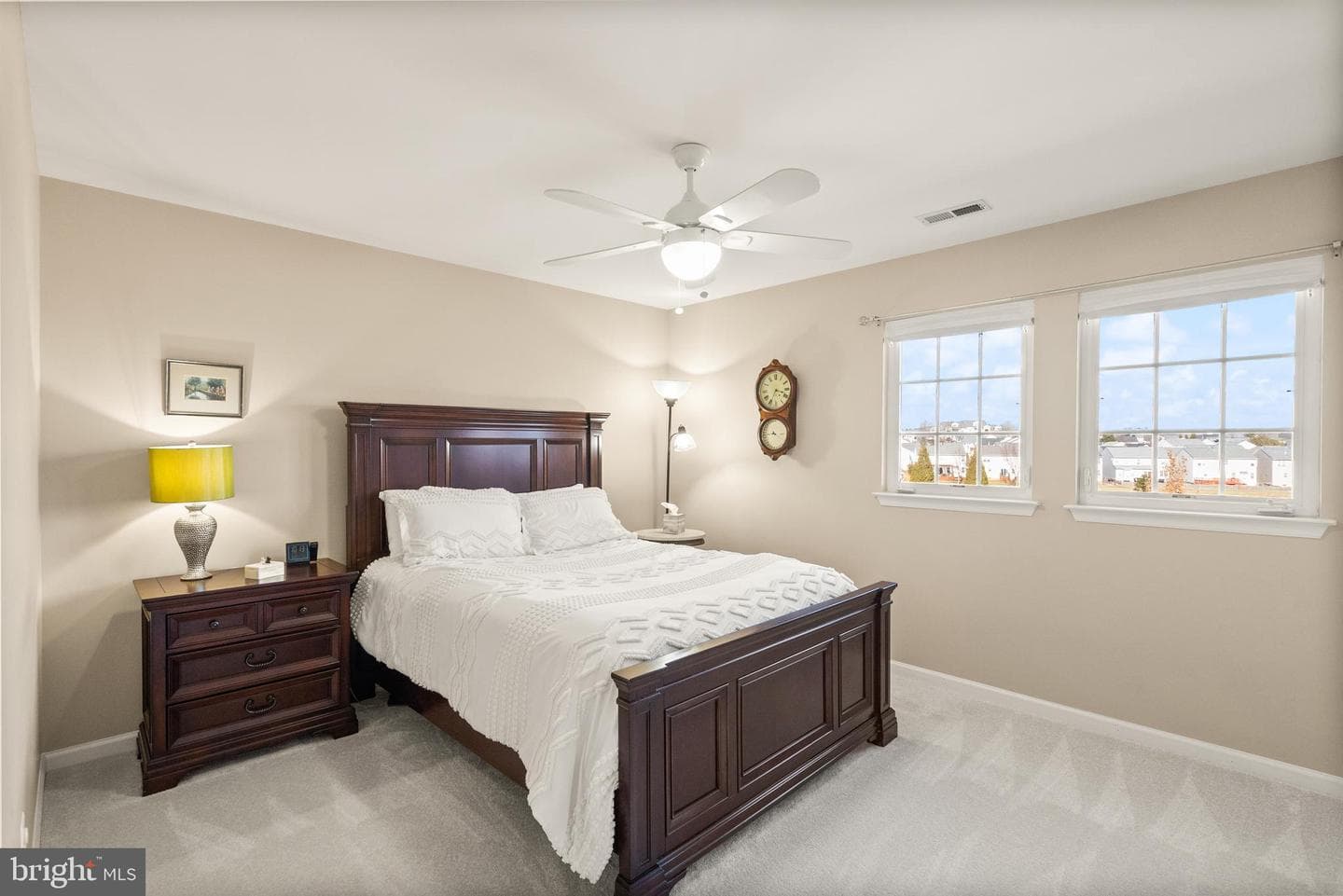 137 Burnell Place SE photo 26